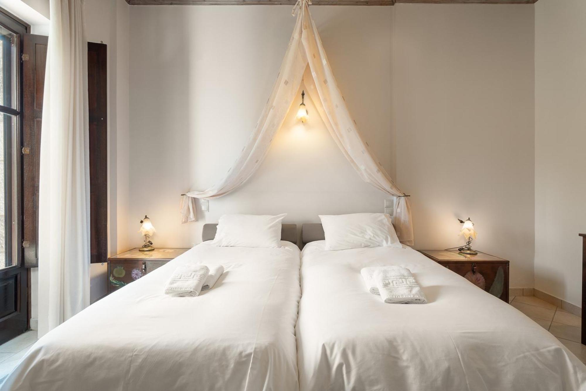 Ouranogiton Resort Kosmás 部屋 写真