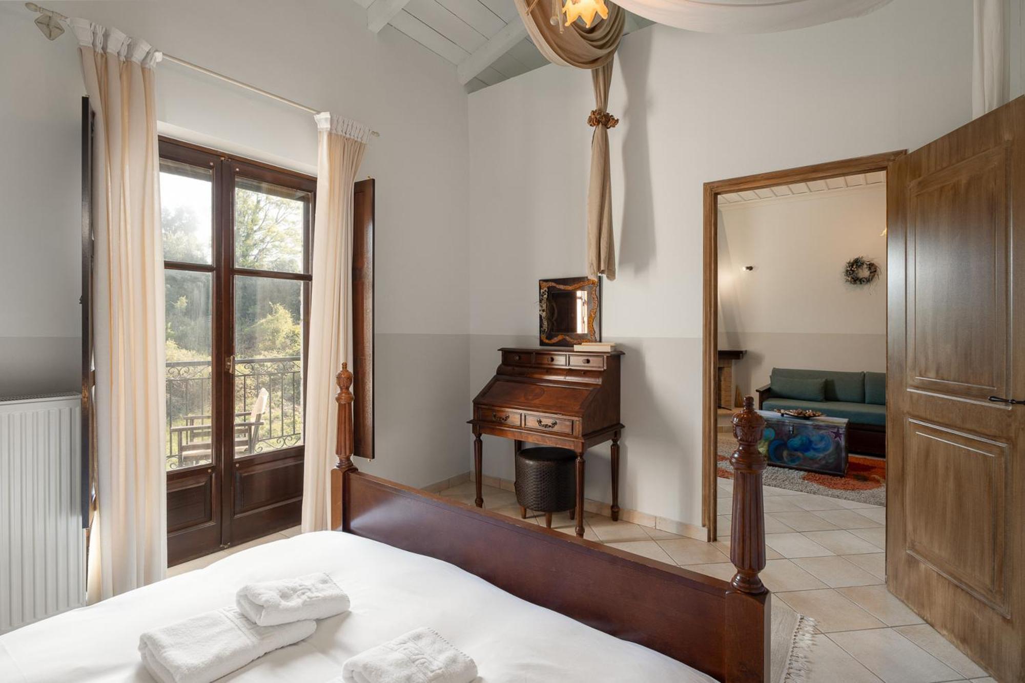 Ouranogiton Resort Kosmás 部屋 写真